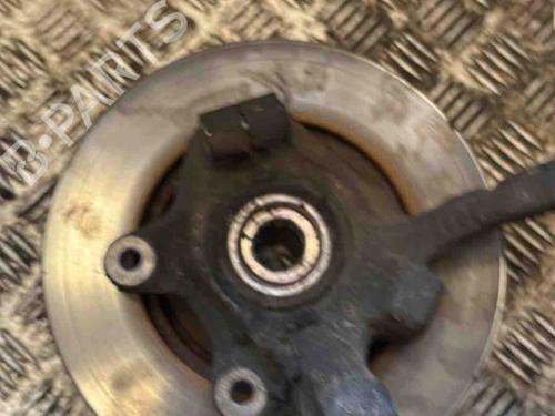 Used Left front steering knuckle Left front steering knuckle RENAULT CLIO II (BB_, CB_) 1.6 (B/CB0D, BB00) (90 hp) 35900743 35900743