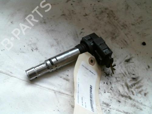Tændspole VW POLO IV (9N_, 9A_) 1.2 12V (64 hp) 22039622