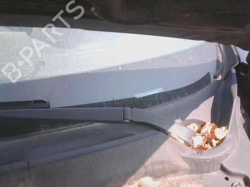 Used Front windshield wiper arm NISSAN QASHQAI / QASHQAI +2 I (J10, NJ10, JJ10E) 1.5 dCi (110 hp) 27930000