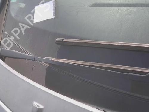 Used Front windshield wiper arm PEUGEOT 5008 (0U_, 0E_) 2.0 HDi 150 / BlueHDi 150 (150 hp) 28949269