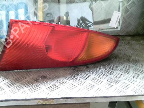 Used Left taillight FORD FOCUS I (DAW, DBW) 1.6 16V (100 hp) 21218438