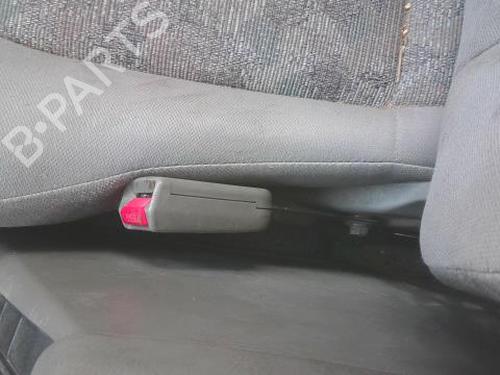 Sikkerhedssele-spænde NISSAN PATROL GR V Wagon (Y61) 2.8 TD (129 hp) 32668246