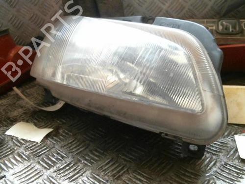Używane Lampa przednia prawa PEUGEOT 106 II (1A_, 1C_) 1.1 i (60 hp) 30697063