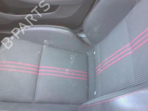 Used Right front seat Right front seat 39628945 39628945