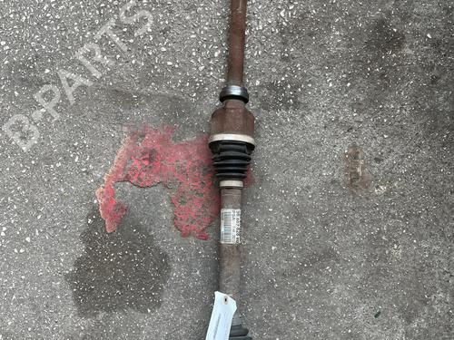 Used Right front driveshaft Right front driveshaft PEUGEOT PARTNER Tepee 1.6 HDi (114 hp) 33831422 33831422