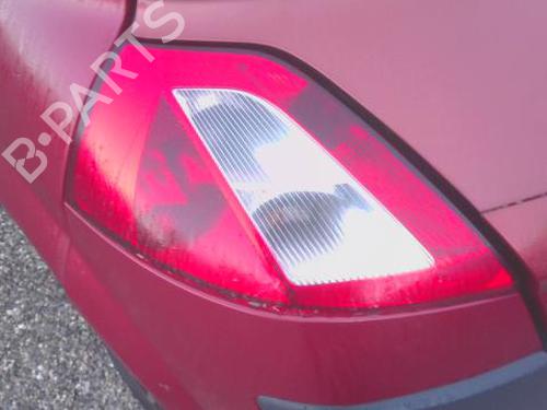 Used Left taillight Left taillight RENAULT MEGANE II (BM0/1_, CM0/1_) 1.6 16V (BM0C, CM0C) (113 hp) 31168201 31168201