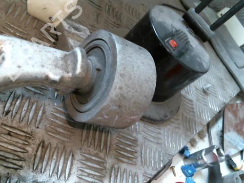 Used Left front suspension arm NISSAN X-TRAIL I (T30) 2.2 dCi (136 hp) 20987285
