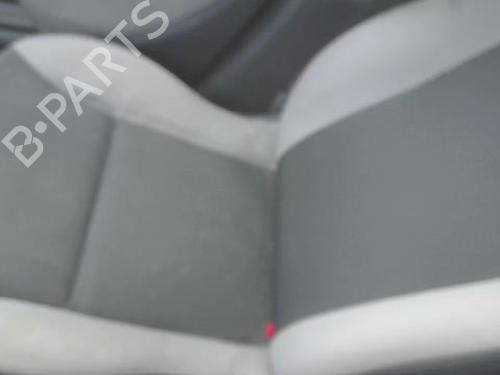 Used Right front seat RENAULT CLIO III (BR0/1, CR0/1) 1.2 16V (BR02, BR0J, BR11, CR02, CR0J, CR11) (75 hp) 32982084