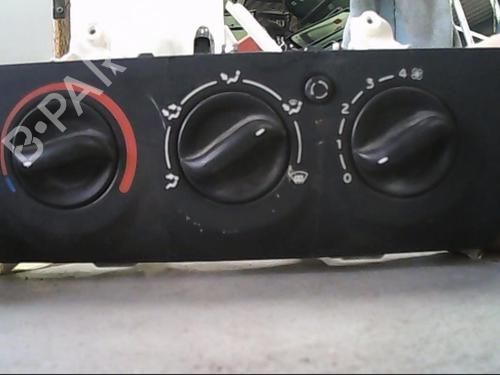 Used Climate control RENAULT CLIO II (BB_, CB_) 1.2 (BB0A, BB0F, BB10, BB1K, BB28, BB2D, BB2H, CB0A,... (58 hp) 22035602