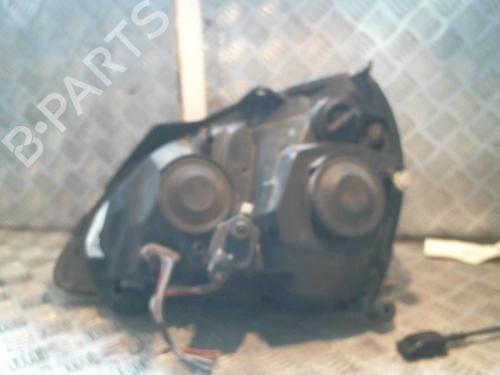 Højre forlygte RENAULT CLIO II (BB_, CB_) 1.6 16V (BB01, BB0H, BB0T, BB14, BB1D, BB1R, BB2KL, BB3G... (107 hp) 20988709