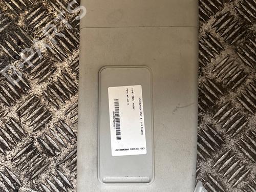 Used Right sun visor Right sun visor 37181335 37181335