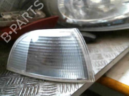 Used Right front indicator FIAT PUNTO (176_) 60 1.2 (176AP, 176AR, 176AQ, 176BB) (60 hp) 22040337
