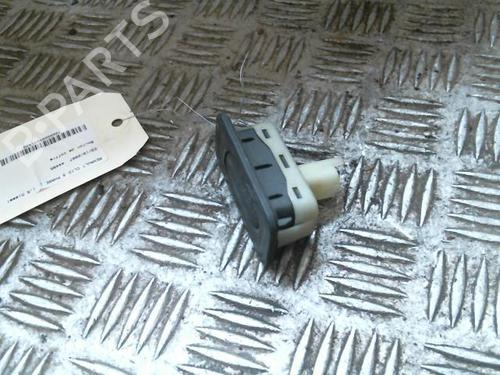 Used Switch RENAULT CLIO III (BR0/1, CR0/1) 1.5 dCi (C/BR0G, C/BR1G) (68 hp) 20990038
