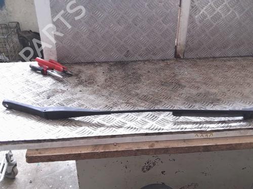 Used Front windshield wiper arm FORD FOCUS II (DA_, HCP, DP) 1.8 TDCi (115 hp) 24518336