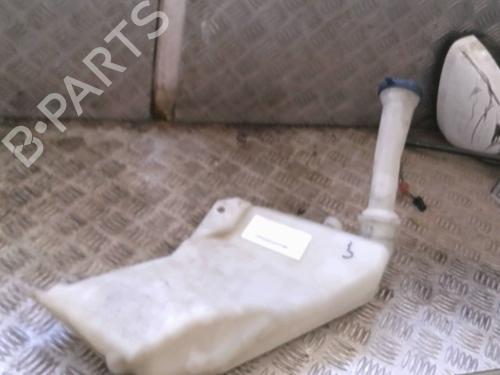 Used Windscreen washer tank PEUGEOT 206 Hatchback (2A/C) 1.4 i (75 hp) 27397442