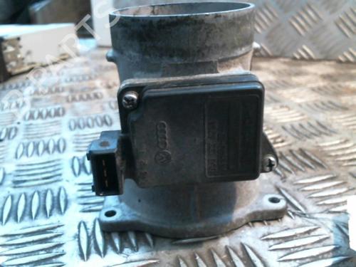 Used Mass air flow sensor AUDI 80 B4 Saloon (8C2) 1.6 E (101 hp) 22040126