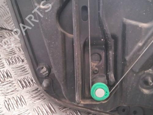 Front right window mechanism MERCEDES-BENZ A-CLASS (W176) A 200 CDI (176.001) | BP27519445C23 