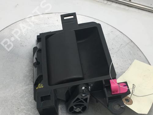 rear-right-interior-door-handle-nissan-navara-np300-pickup-d23-d23t-2014-32022237 main image