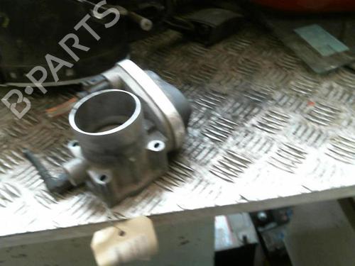 Used Throttle body RENAULT SCÉNIC II (JM0/1_) 1.6 (JM0C, JM0J, JM1B) (113 hp) 20990709
