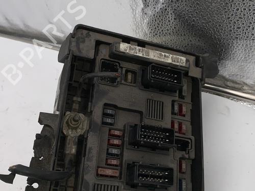 fuse-box-citroen-c3-pluriel-hb_-2003-28623694 main image