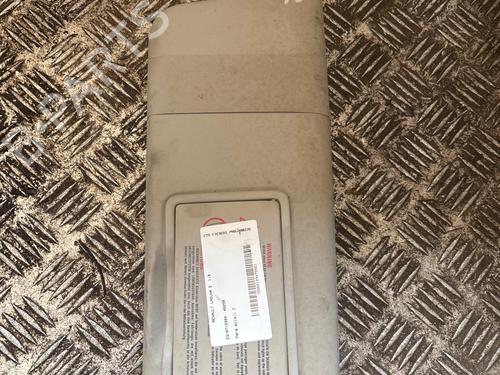 Used Right sun visor Right sun visor 37280497 37280497
