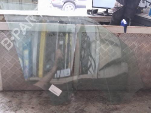 Used Front left door window BMW X3 (F25) xDrive 20 d (190 hp) 23800339
