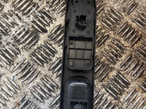 Used Switch Switch PEUGEOT 307 (3A/C) 1.6 HDi (90 hp) 34638049 34638049