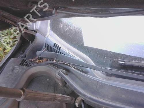 Used Front windshield wiper arm PEUGEOT 508 I (8D_) 2.0 HDi (140 hp) 28055504