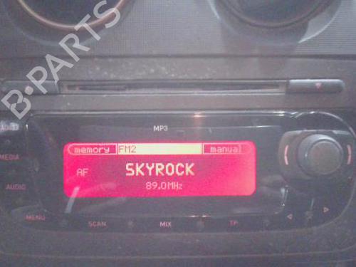 Used Radio SEAT IBIZA IV (6J5, 6P1) 1.2 TDI (75 hp) 31113563