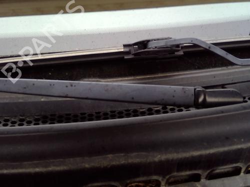 Used Front windshield wiper arm CITROËN C3 Pluriel (HB_) 1.4 HDi (68 hp) 26453672