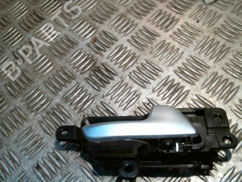 Used Front right interior door handle KIA SPORTAGE IV (QL, QLE) 1.7 CRDi (141 hp) 20986693