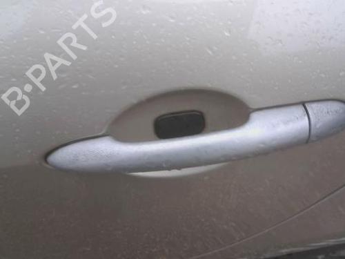 Used Rear left exterior door handle RENAULT CLIO III (BR0/1, CR0/1) 1.5 dCi (BR17, CR17) (86 hp) 29712764