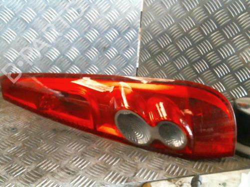 Used Right taillight FORD FIESTA V (JH_, JD_) 1.4 TDCi (68 hp) 20987414