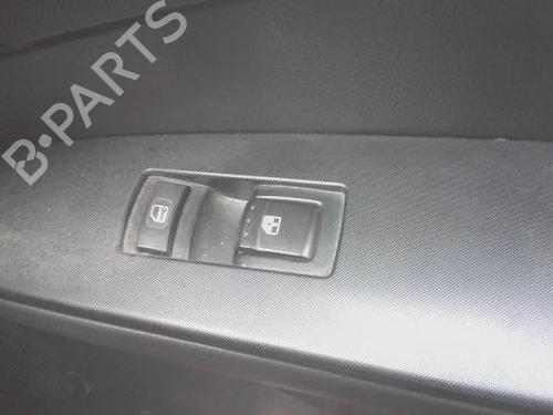 Used Right front window switch Right front window switch SSANGYONG KYRON 2.0 Xdi 4x4 (141 hp) 32528565 32528565
