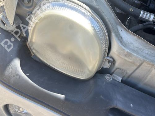 Used Right headlight RENAULT TWINGO I (C06_) 1.2 16V (C060) (60 hp) 26293836
