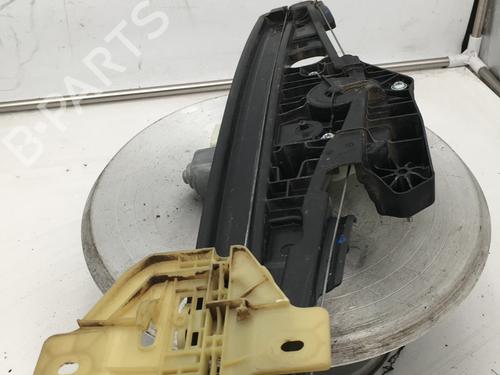 Used Front left window mechanism Front left window mechanism RENAULT CAPTUR II (HF_) TCe 100 (HFMT) (101 hp) 30941668 30941668