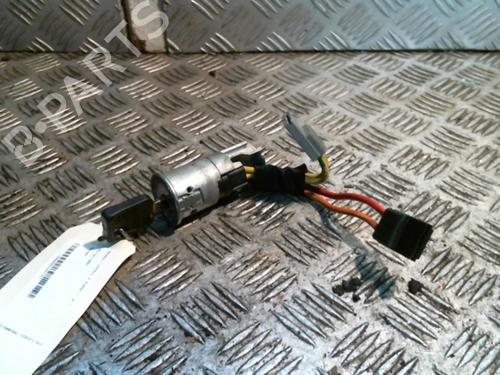 Used Ignition barrel RENAULT ESPACE II (J/S63_) 2.1 TD (J633, J634, J/S635, J/S63D) (88 hp) 25259199