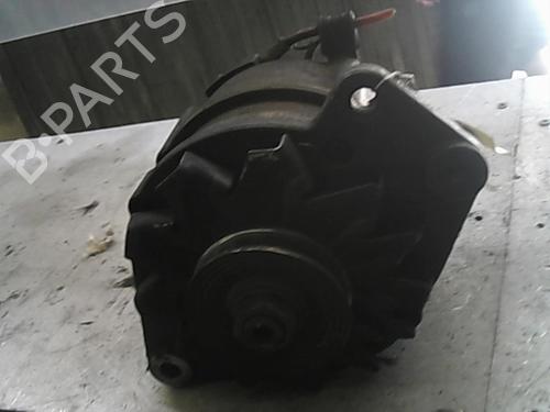 Used Alternator Alternator VW POLO II (86C, 80) 1.0 (45 hp) 22039334 22039334