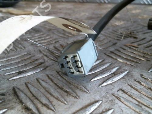 Left mirror FORD MONDEO III (B5Y) 2.0 16V TDDi / TDCi | BP22037031C26 
