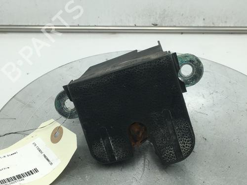 Used Switch Switch VW GOLF V (1K1) 1.9 TDI (105 hp) 32019886 32019886