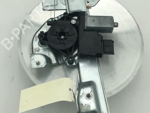 Used Front right window mechanism Front right window mechanism CITROËN C3 III (SX) 1.2 THP 110 (SXHNPS, SXHNZT, SXHNZ6) (110 hp) 30642752 30642752