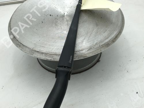 front-windshield-wiper-arm-peugeot-307-break-3e-2002-2003-2004-2005-2006-2007-2008-2009-31049782 main image