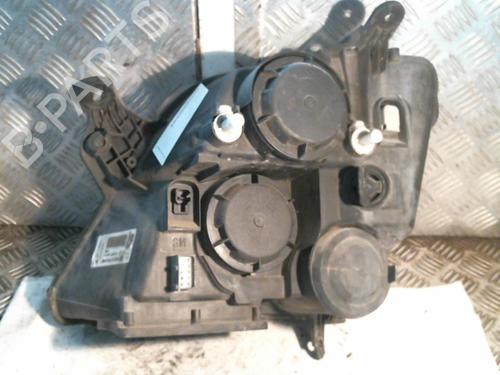 Used Right headlight Right headlight OPEL MERIVA A MPV (X03) 1.6 16V (E75) (100 hp) 20986790 20986790
