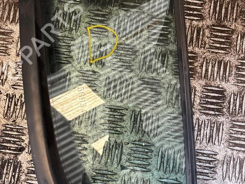 rear-right-door-window-renault-clio-iii-br01-cr01-2005-2006-2007-2008-2009-2010-2011-2012-2013-2014-37664170 main image
