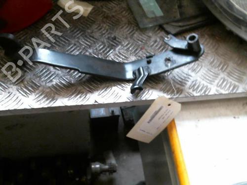 Used Clutch pedal Clutch pedal NISSAN TERRANO II (R20) 2.7 TDi 4WD (125 hp) 30548301 30548301