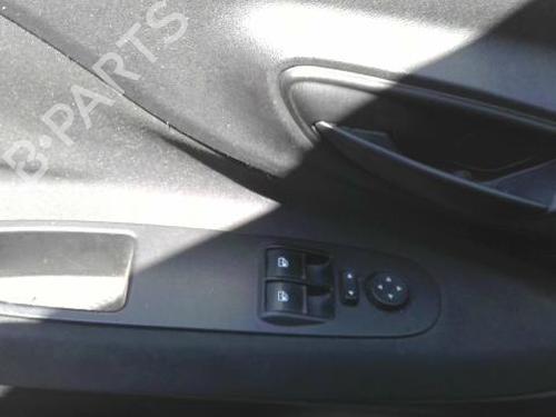 Used Switch FIAT PUNTO EVO (199_) 1.2 (69 hp) 27434408