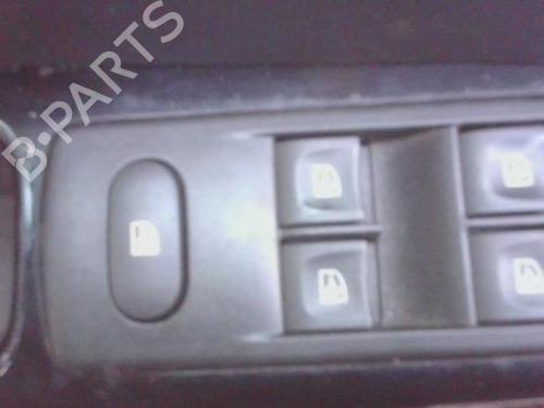 Used Switch RENAULT CAPTUR I (J5_, H5_) 1.5 dCi 90 (J5N4, J5M5, J5MW, J5M6, J5AL, J5AJ) (90 hp) 30181533