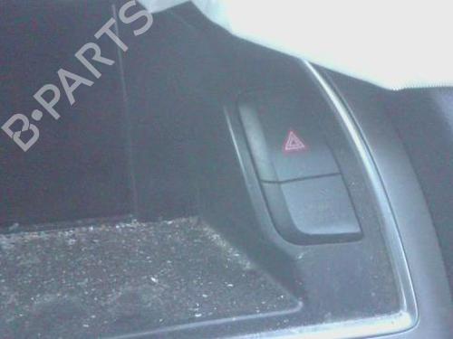 Used Warning switch AUDI A4 B8 Avant (8K5) 2.0 TDI (177 hp) 31298165