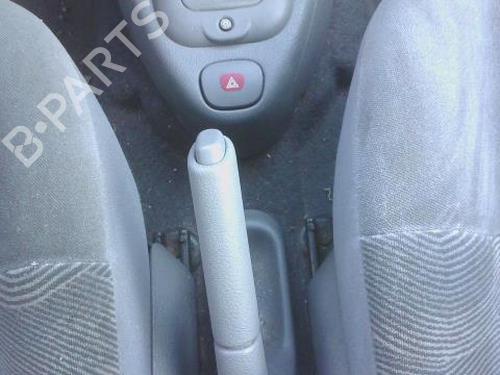 Frein à main RENAULT CLIO II (BB_, CB_) 1.4 16V (B/CB0P, BB13) (98 hp) 29299671