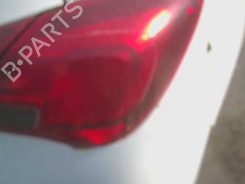 hyre-baklys-opel-corsa-e-x15-2014-39214411 main image